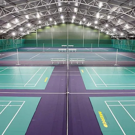 招待所 Prestige Tennis Park 4*